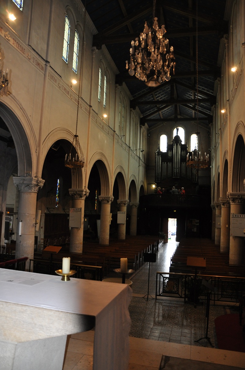 Intérieur église Saint Leu Saint Gilles