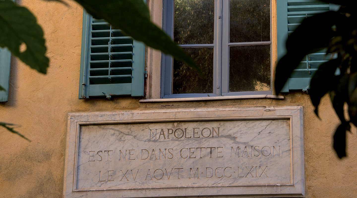 Détail de la facade de la Maison Bonaparte-mb-ajaccio