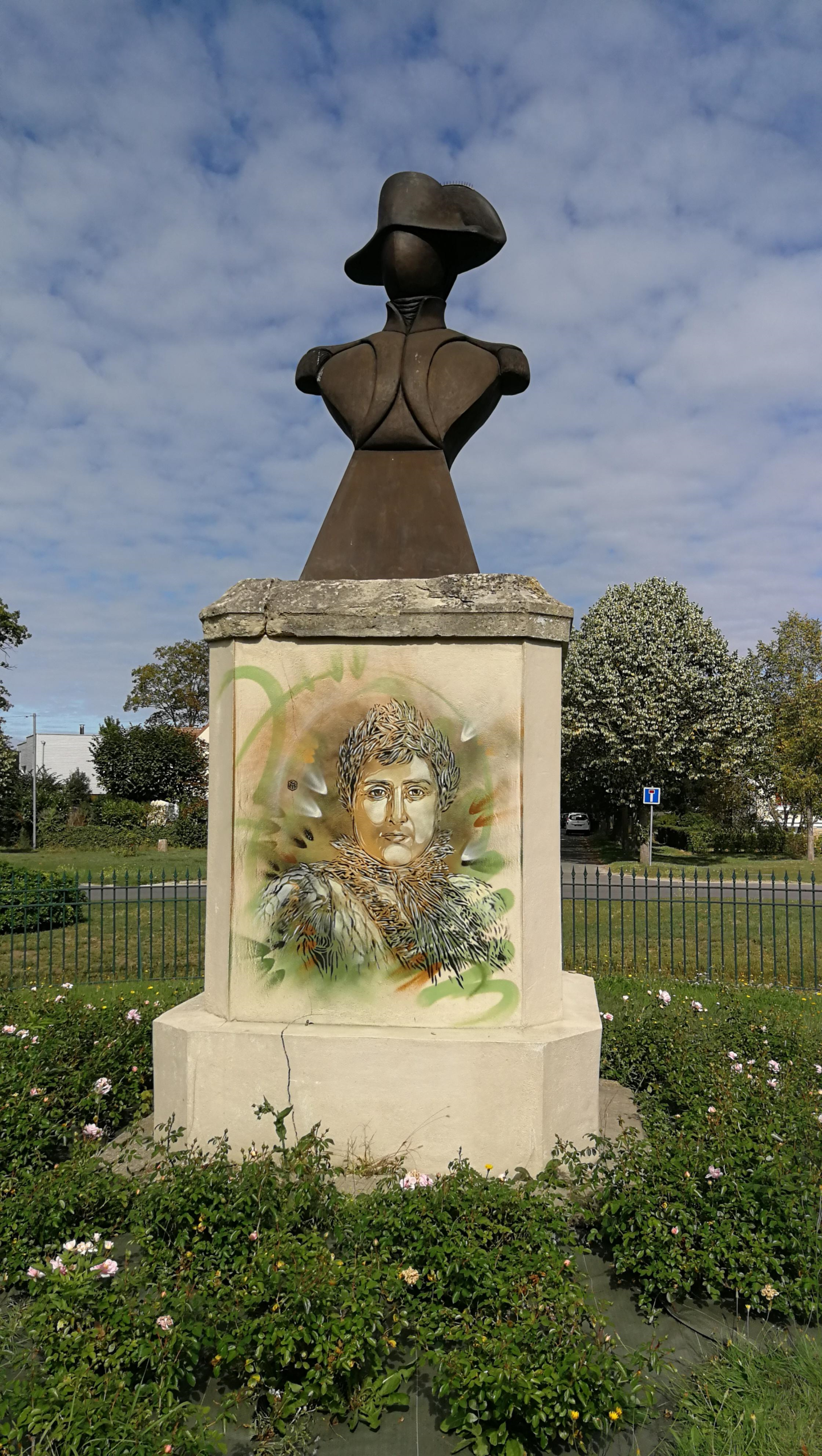 C215 Napoléon