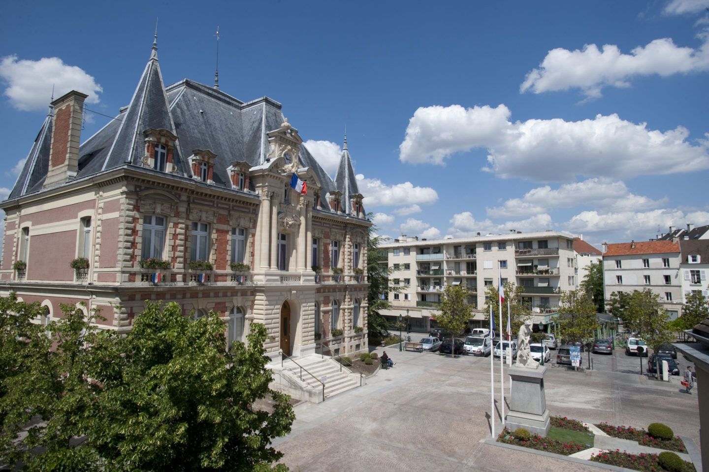 Prises de vues de l’ancienne mairie (Musée d’Histpire Locale)