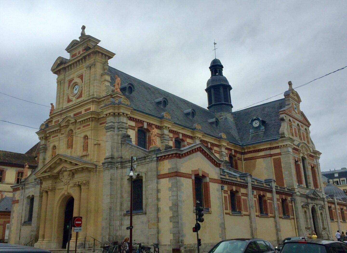 Eglise Fontainebleau1